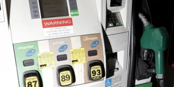 gas gasoline business financial