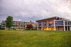 Illinois Beach Hotel