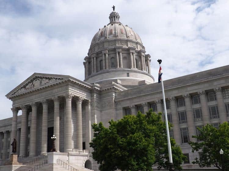 Missouri Dems critical of proposed tax cut 41 Missouri State Capitol