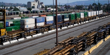 Deal reached to avoid national rail strike