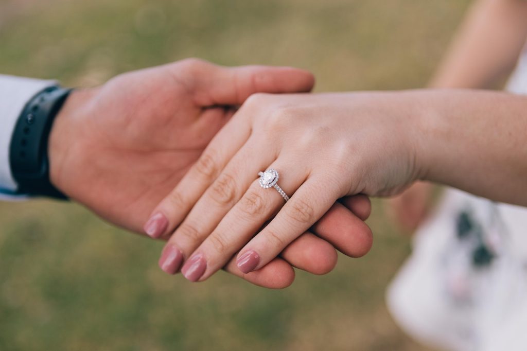 engagement ring trends