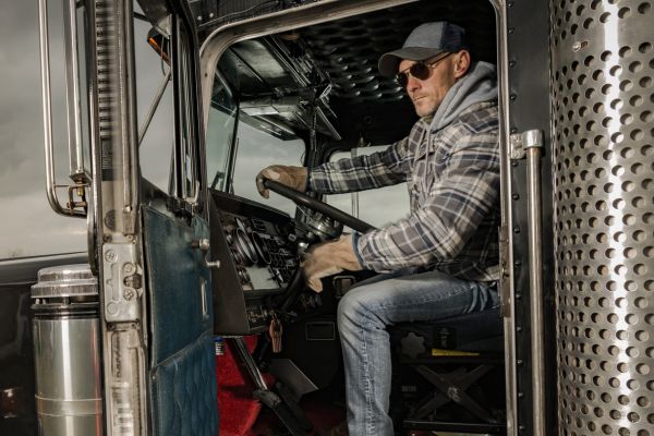 Trucking tips: The reason your back hurts