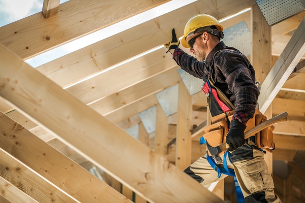 Top Tools Every Professional Home Contractor Should Have